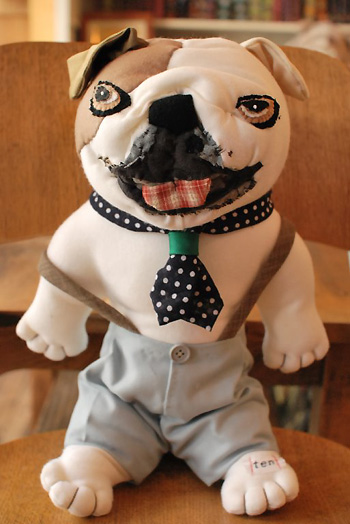 雑貨：表情豊かなぬいぐるみ